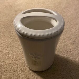 Shabby Chic Toothbrush Holder